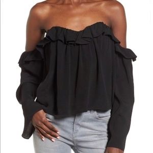 4si3nna Off-Shoulder Black Ruffle Top